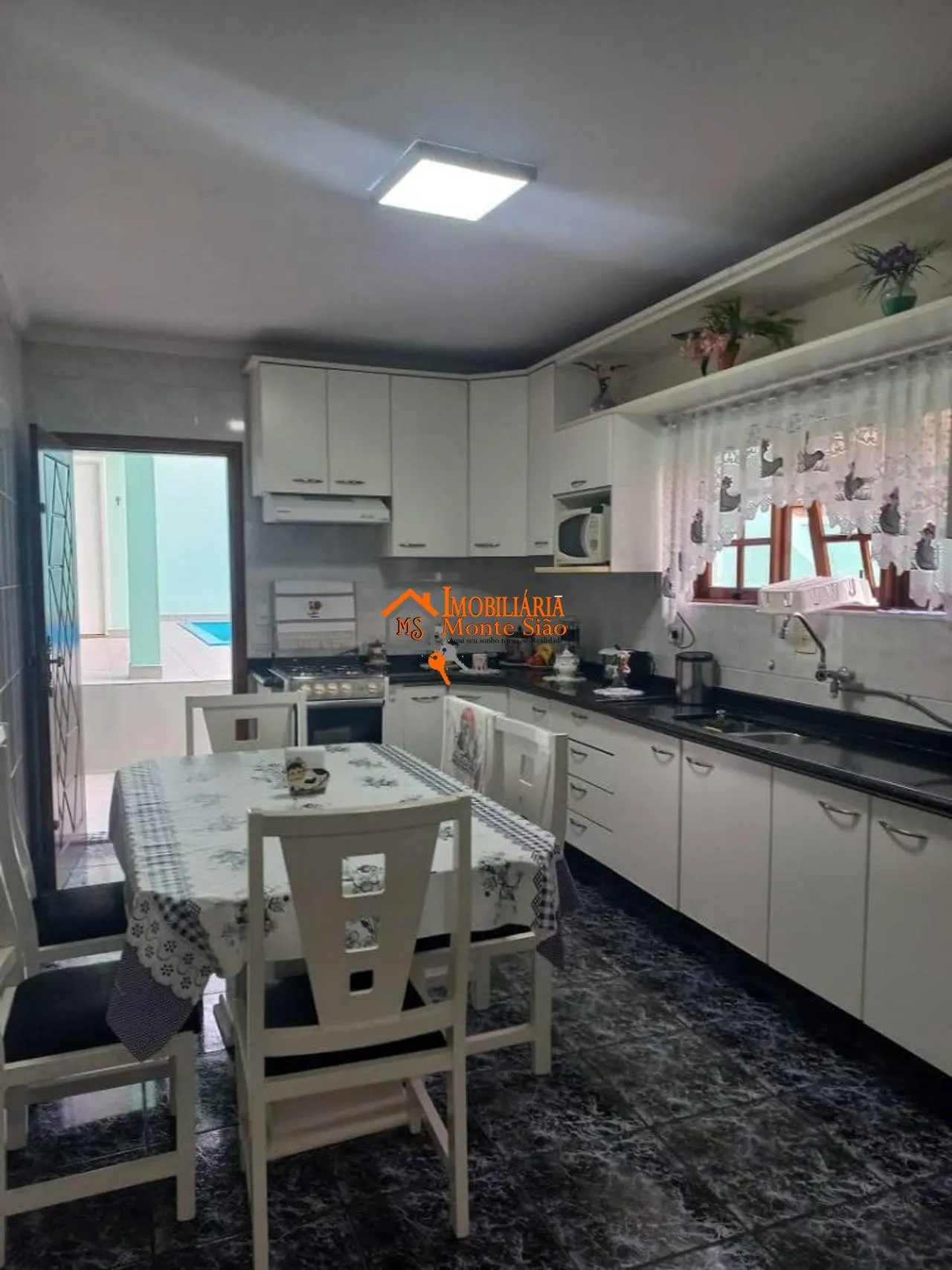 Imagem Sobrado com 3 dormitórios à venda, 164 m² por R$ 760.000,00 - Vila Rosália - Guarulhos/SP