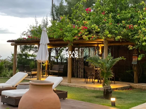 Imagem Residência de Luxo à Beira-Mar em Mamucabinhas-PE: 6 Quartos, 5 Suítes, 4 Salas e 7 Banheiros em 600m² de Pura Elegância!