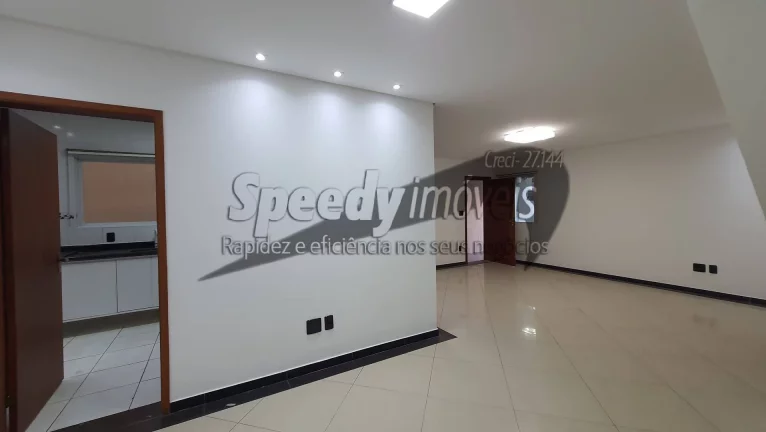 Imagem Casa em Santos á venda com 3 dormitórios.