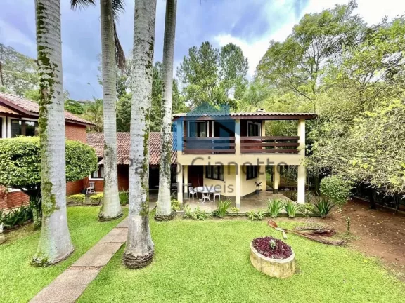 Imagem Casa Alto Padrão à venda Condomínio na Granja Viana