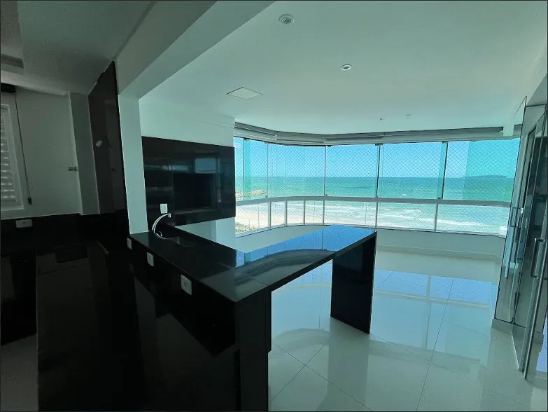 Imagem Sun City FRENTE MAR 3 suítes na faixa de areia mais exclusiva de Itapema!