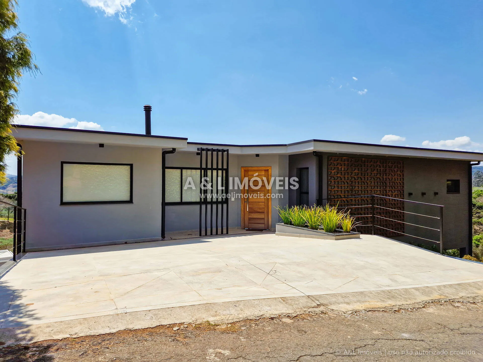 Imagem Casa 355,00 m² | 3 suítes | Vista Pedra do Baú | Santo Antônio do Pinhal