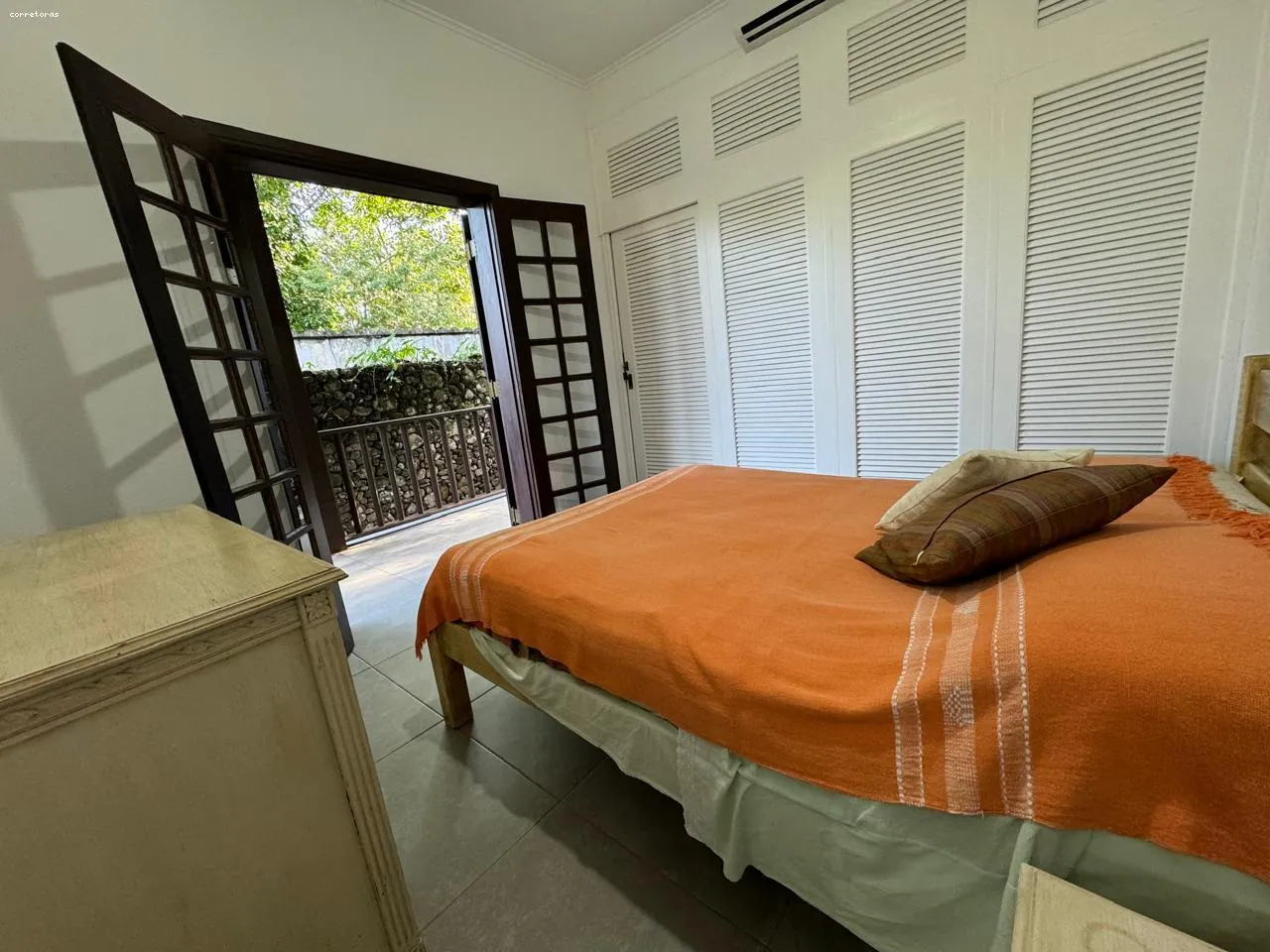 Imagem Casa na Praia para Venda em São Sebastião, Guaeca, 4 dormitórios, 4 suítes, 3 banheiros, 3 vagas