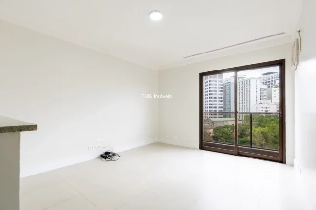 Imagem Apartamento para locação no Jardim Paulista, São Paulo-SP: 2 quartos, 1 suíte, 1 sala, 2 banheiros, 2 vagas de garagem, 80m².