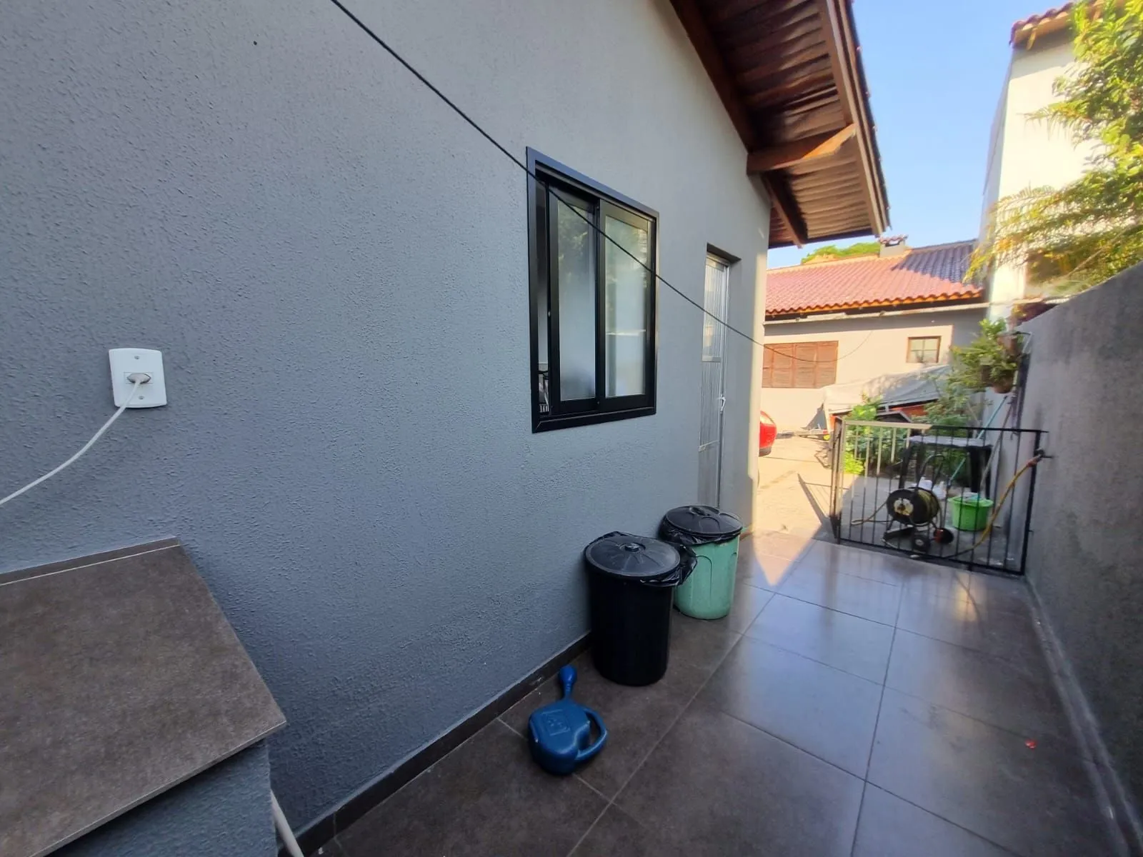 Imagem Casa para Venda - 177m², 4 dormitórios, sendo 1 suites, 2 vagas - Partenon