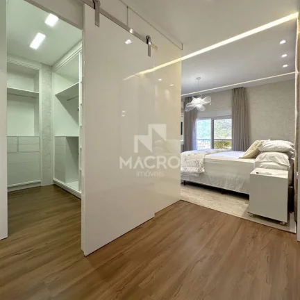 Imagem Cobertura 100% mobiliada | Centro | 3 quartos (3 suítes) | 225m²