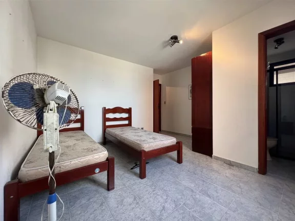 Imagem Apartamento com 3 dorms, Guilhermina, Praia Grande - R$ 750 mil, Cod: 1990
