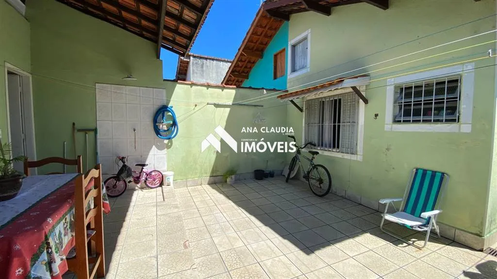Imagem Casa a venda bem localizada em Mongaguá