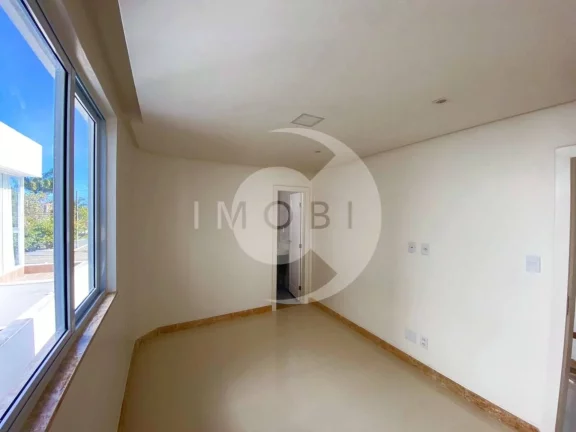 Imagem Casa à venda no Condomínio Rota do Sol - 4 suítes, área de lazer!