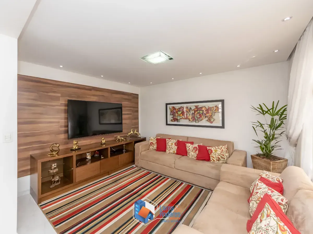 Imagem Casa para venda em Imirim com 2 quartos, sendo 1 suíte, 219m²
