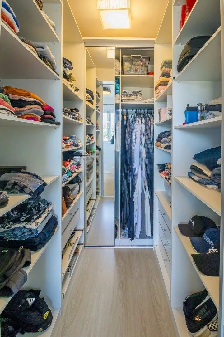 Imagem Apartamento 2 Dormitórios com Suíte e 2 Vagas no Jardim Botânico - Porto Alegre