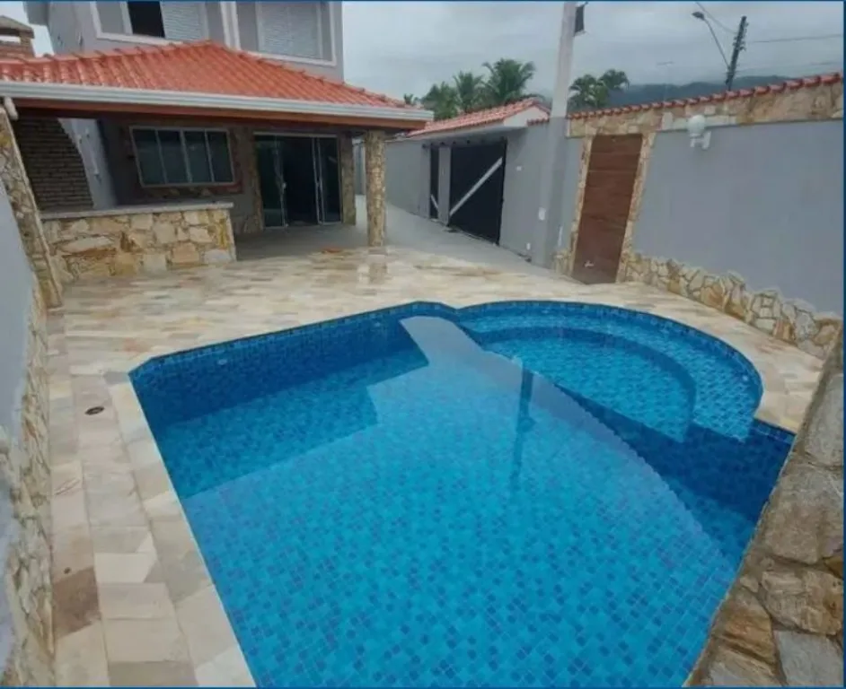 Imagem CASA COM 240,00 m² - FLÓRIDA - PRAIA GRANDE SP