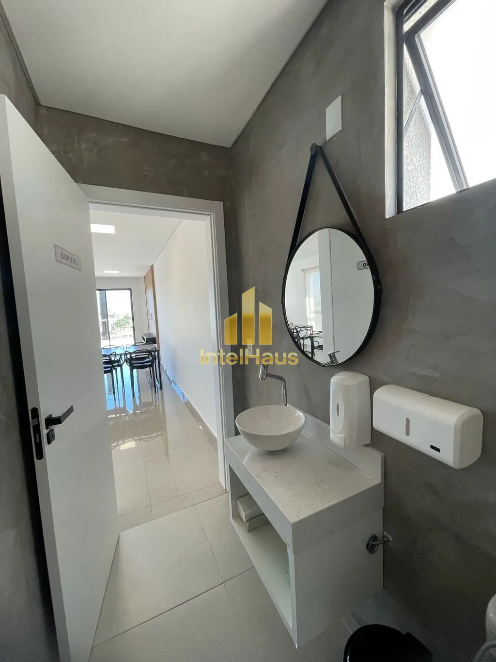 Imagem O Edifício Dom Gabardo é um empreendimento com 22 unidades idealizadas para que os moradores desfr...