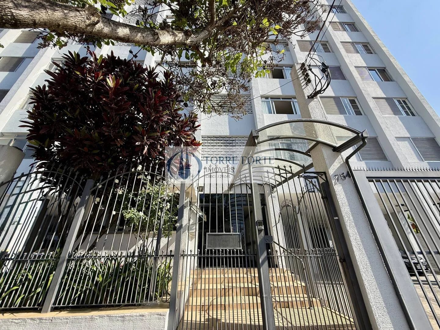 Imagem Lindo apartamento amplo 2 dormitórios, 1 vaga com Manobrista