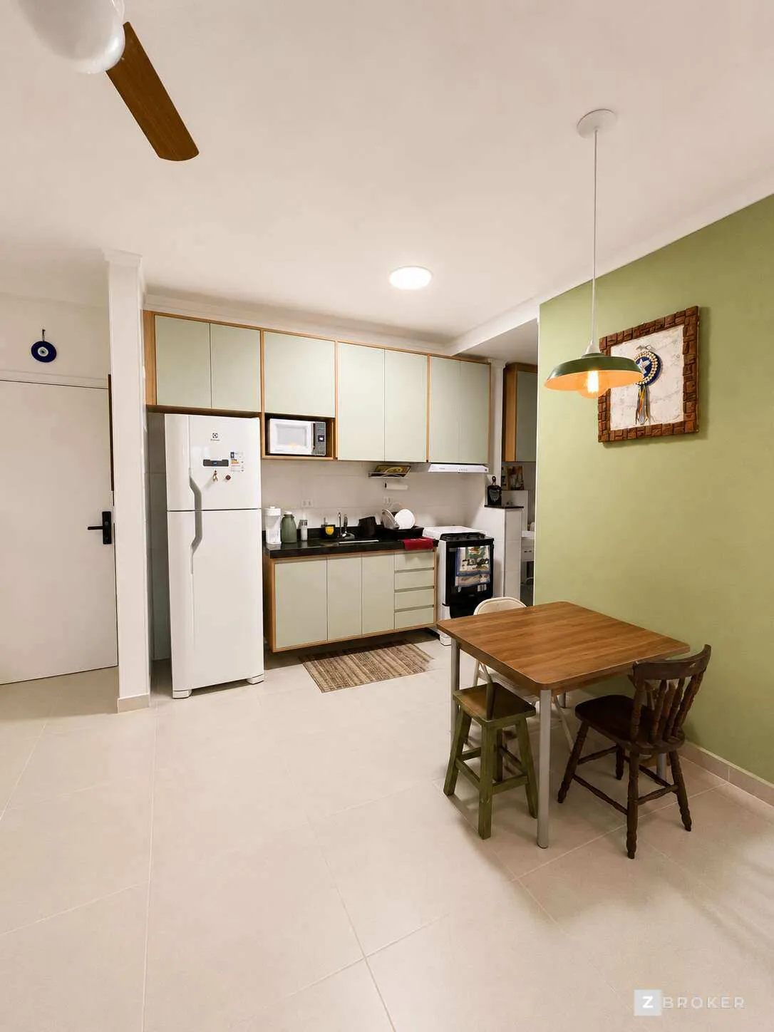 Imagem Apartamento à venda em Ubatuba, Centro, com 2 quartos, 63m2