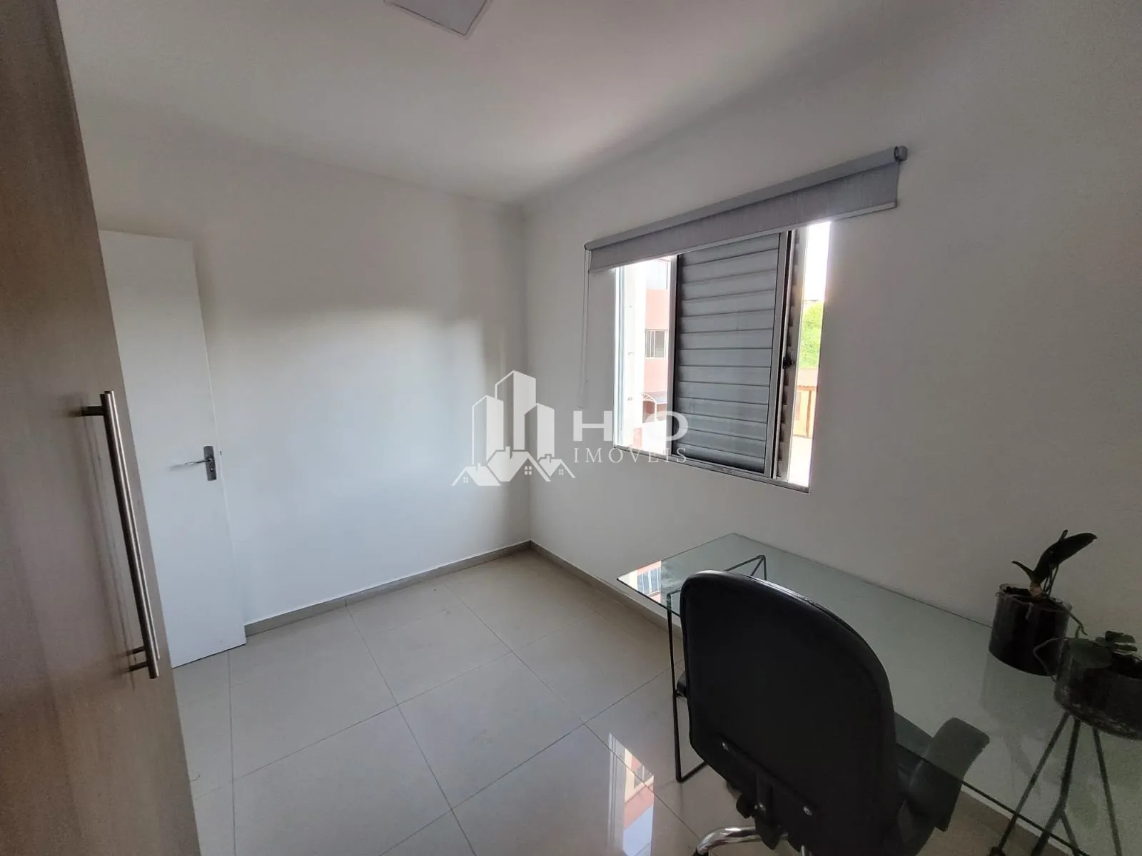 Imagem Vende-se Apartamento na Vila Carmosina/SP - Conjunto Residencial Salvador Astone