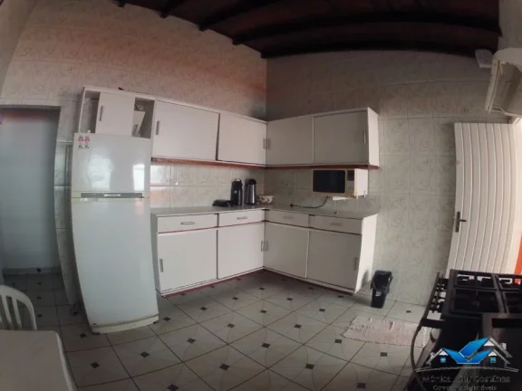 Imagem Casa na praia grande para 30 pessoas perto do mar