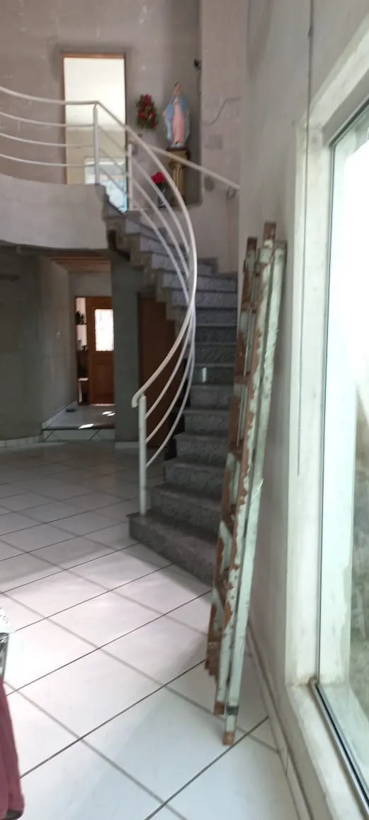 Imagem Casa à venda 5 Quartos, 2 Suites, 2 Vagas, 429M², Jardim Rosely, Pindamonhangaba - SP