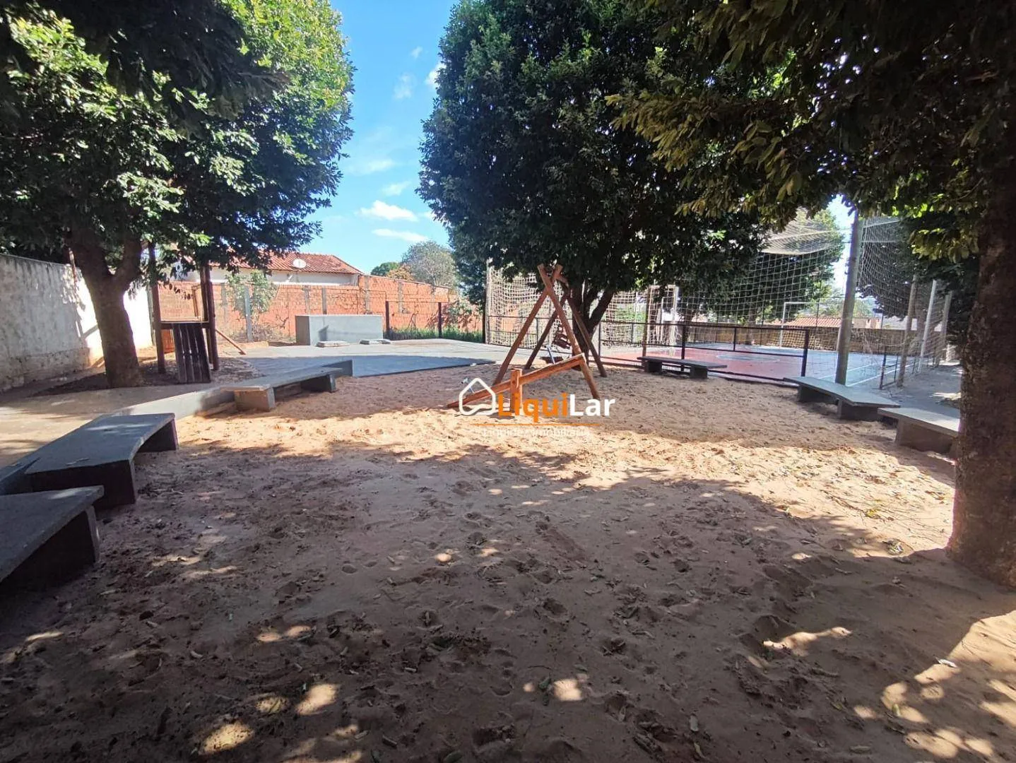 Imagem Casa em Condomínio Fechado no Monte Castelo com 3 Quartos, Suíte e Garagem para 3 Veículos