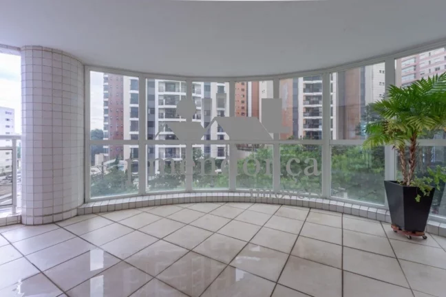 Imagem Apartamento Alto da Lapa com 4 sui­tes e 5 vagas, 366 m2