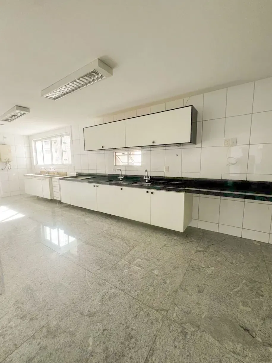 Imagem Apartamento com 3 Quartos à Venda, 260 m² em Meireles - Fortaleza