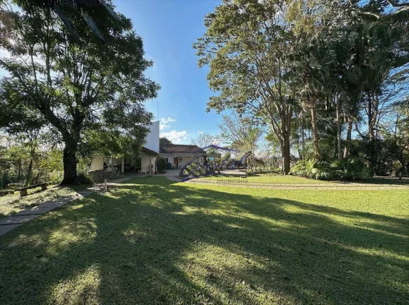 Foto do imóvel Casa Térrea com Gourmet, Hóspede, Cocheira, Ateliê e Caseiro.