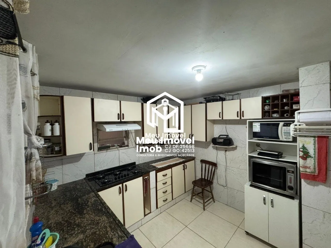 Imagem Casa 6 Quartos 1 Suíte 3 Vagas 128m² Guará II