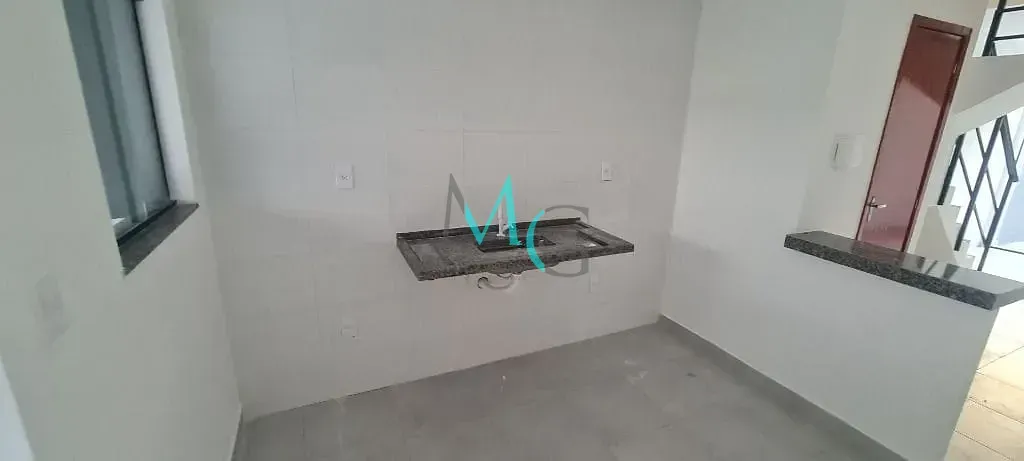 Imagem Casa com 2 dormitórios à venda, 60 m² por R$ 235.000,00 - Campo Grande - Rio de Janeiro/RJ