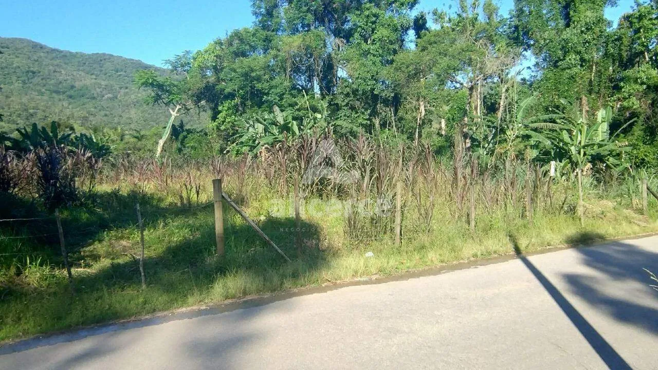 Imagem POUCOS METROS DO RODOANEL - Terreno à venda com , 1.800m² em Área Rural de São José São José