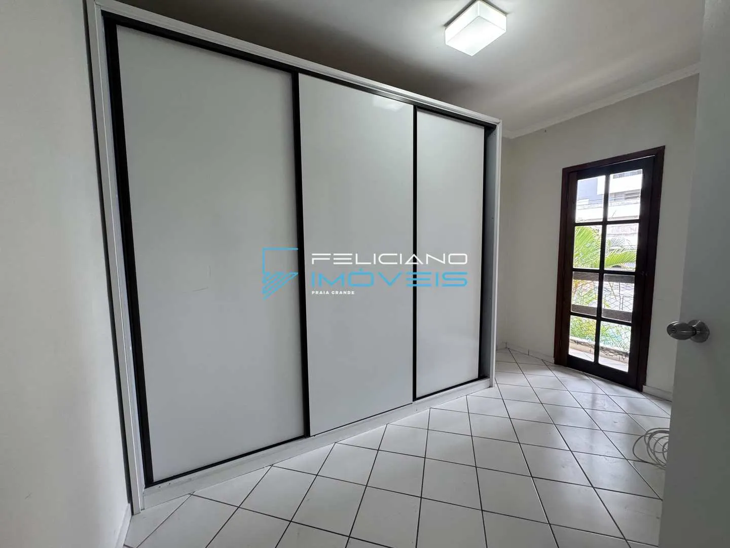 Imagem Sobrado de Condomínio com 2 quartos, Guilhermina, Praia Grande - R$ 430 mil, Cod: 7008