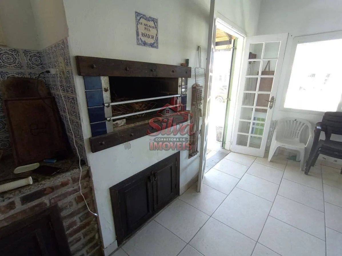 Imagem C805 | Casa à venda com piscina a 350m do mar