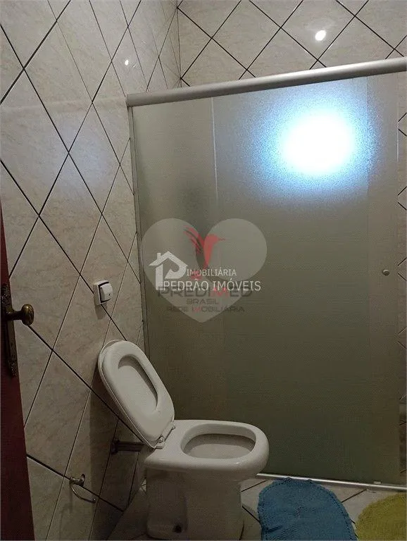 Imagem Casa de 5 quartos, 260m² no bairro Jardim Itamaraty, em Lençóis Paulista