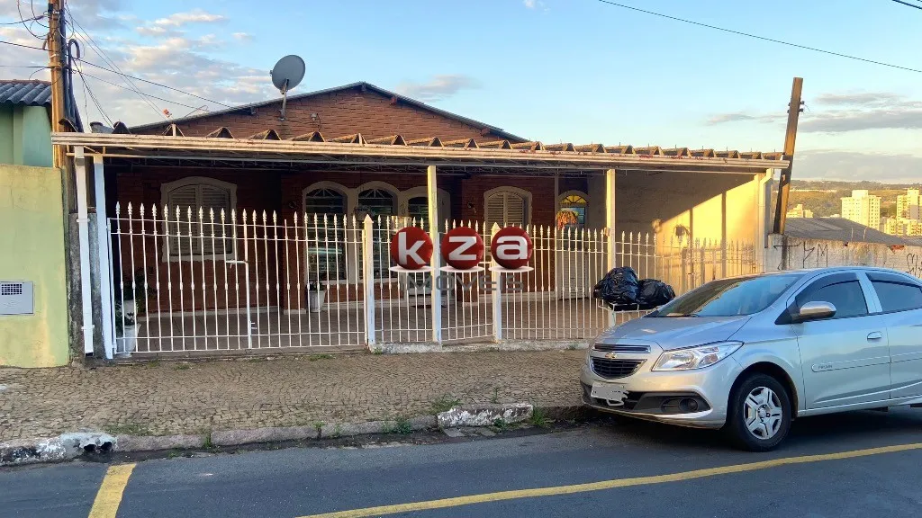 Foto do imóvel Imperdível oportunidade: Casa à venda em Valinhos-SP, bairro Jardim Santo Antônio! 2 quartos, 1 suíte, 1 sala, 3 banheiros, 3 vagas de garagem, 163 m².