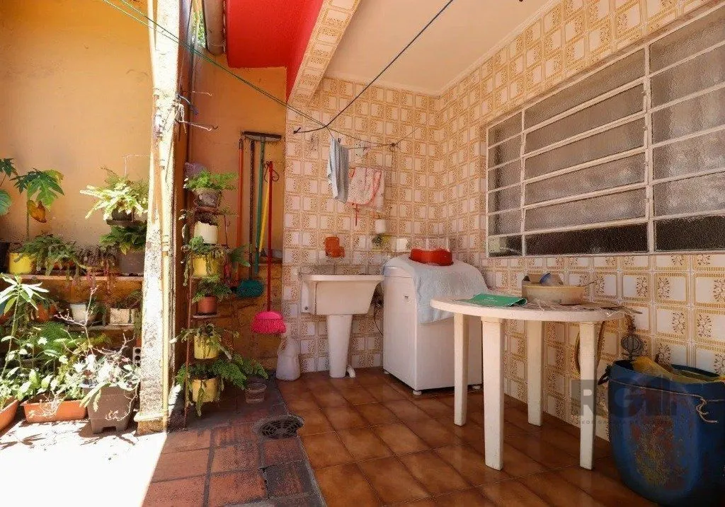Imagem Casa com 3 dormitórios no bairro Cristo Redentor