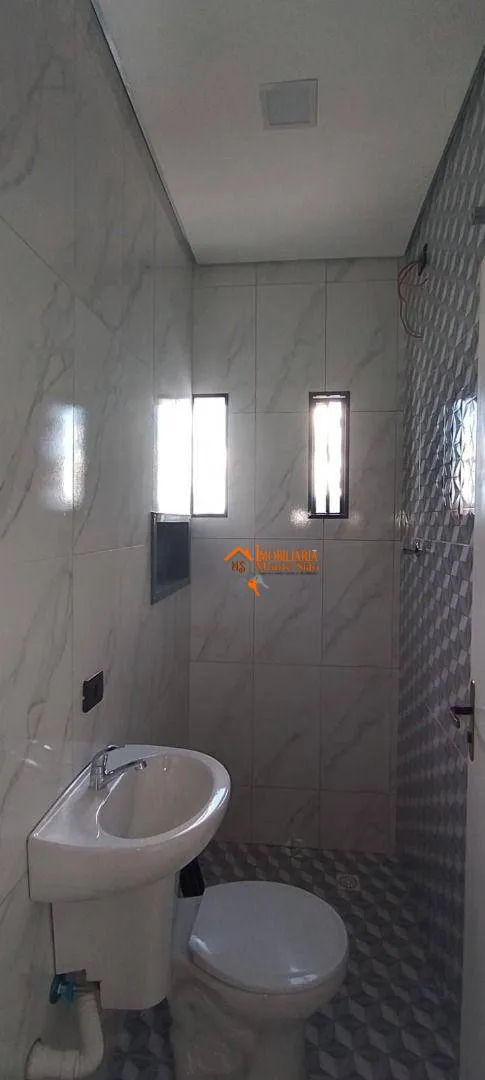 Imagem Apartamento com 2 dormitórios à venda, 37 m² por R$ 214.000,00 - Vila Carmela II - Guarulhos/SP