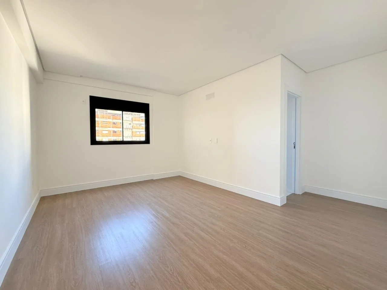 Imagem Apartamento à venda com 117m2 por R$ 2.100.000,00