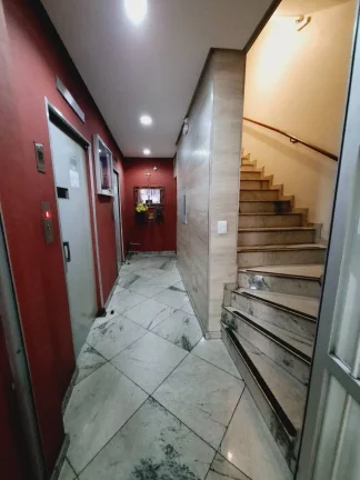 Imagem Prédio com portaria 24 horas.