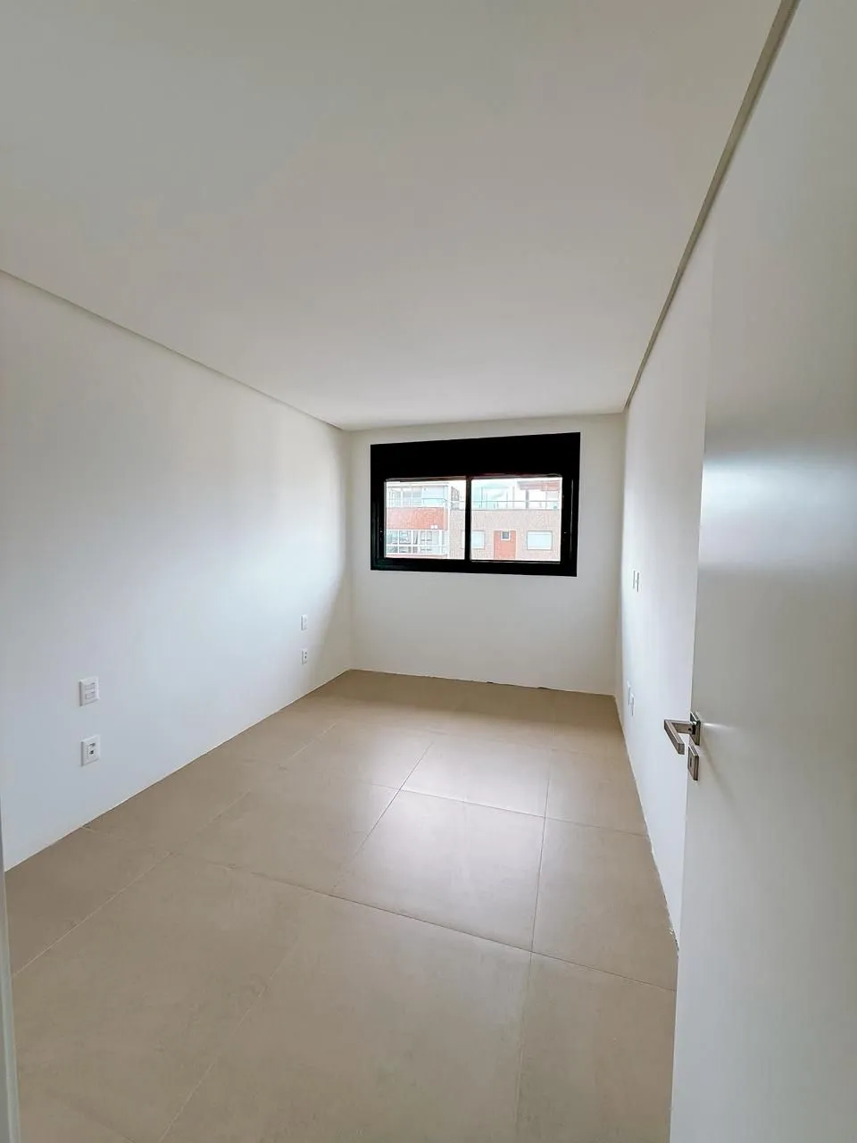 Imagem Apartamento à venda em Torres, Centro, com 2 quartos, 77.35m2