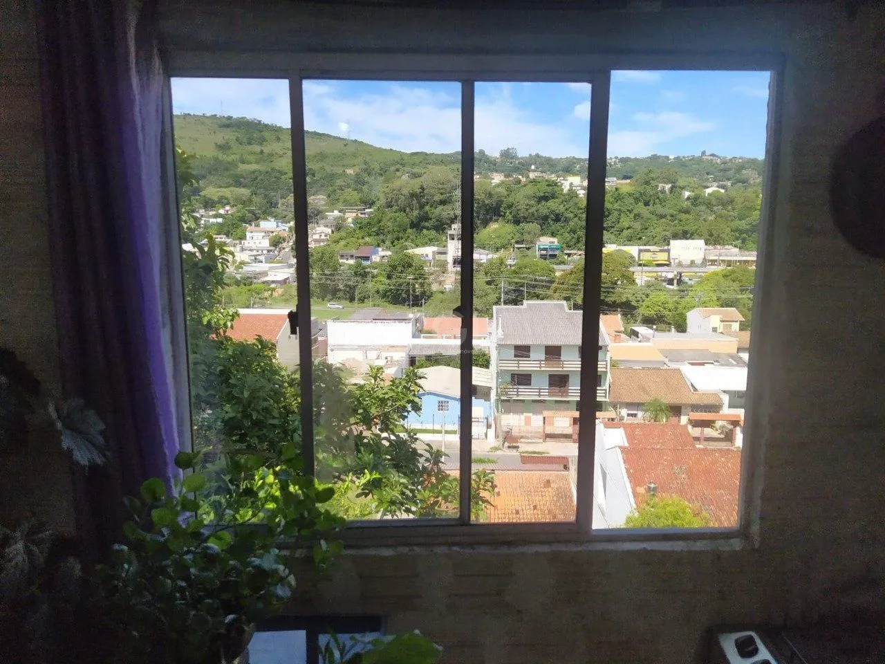 Imagem Casa com 5 dormitórios no bairro Jardim Carvalho