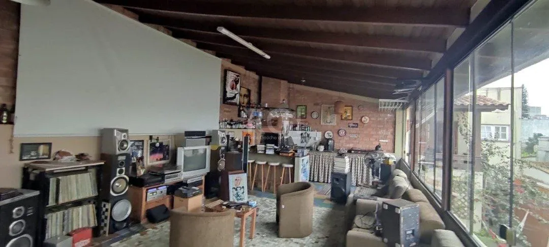 Imagem Casa para Venda - 250m², 3 dormitórios, sendo 1 suites, 2 vagas - Ipanema
