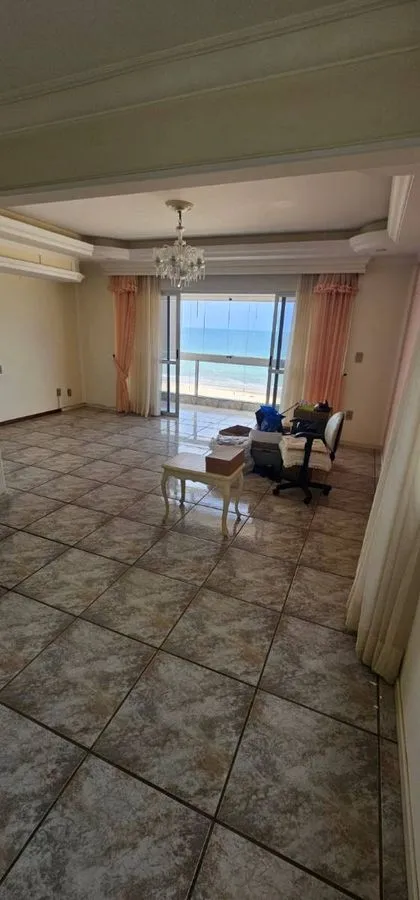 Imagem APARTAMENTO A VENDA NA AVENIDA ATLÂNTICA NA REGIÃO CENTRAL COM SACADA PANORÂMICA