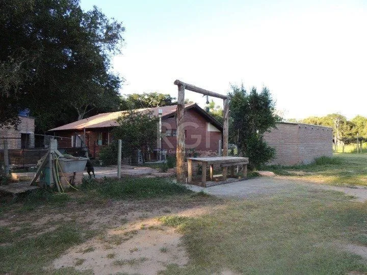 Imagem Sítio para Venda - 120m², 2 dormitórios, sendo 1 suites, 2 vagas - Viamão
