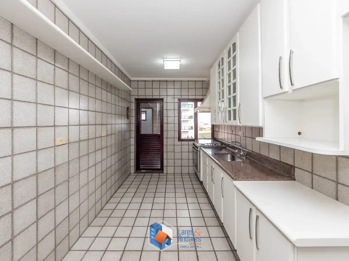 Imagem Apartamento para venda em Água Fria com 4 quartos, sendo 3 suítes, 136m²