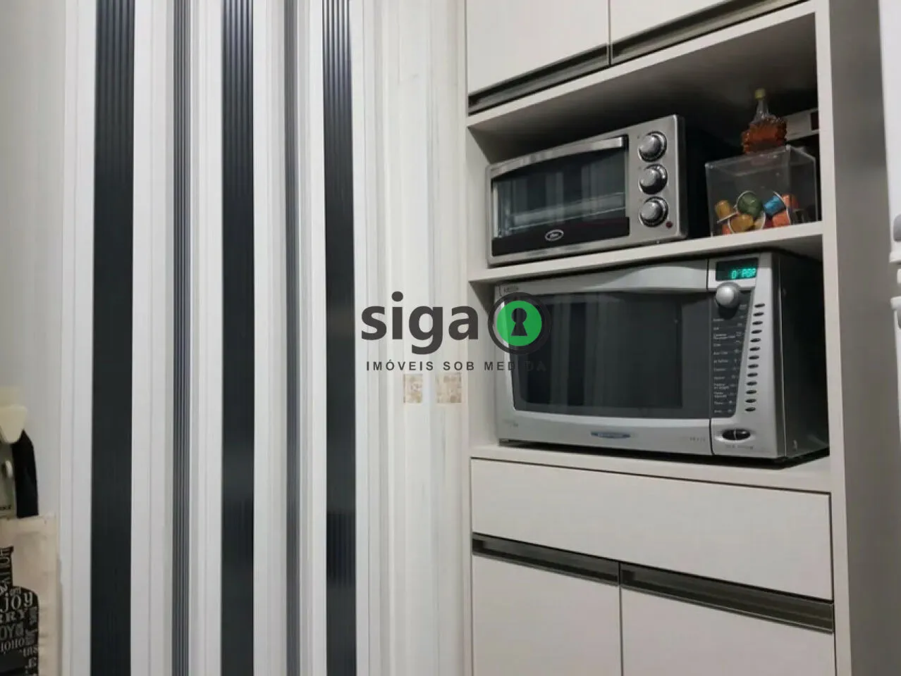 Imagem Apartamento reformado em Mirandópolis perto do metrô e do Ibirapuera.