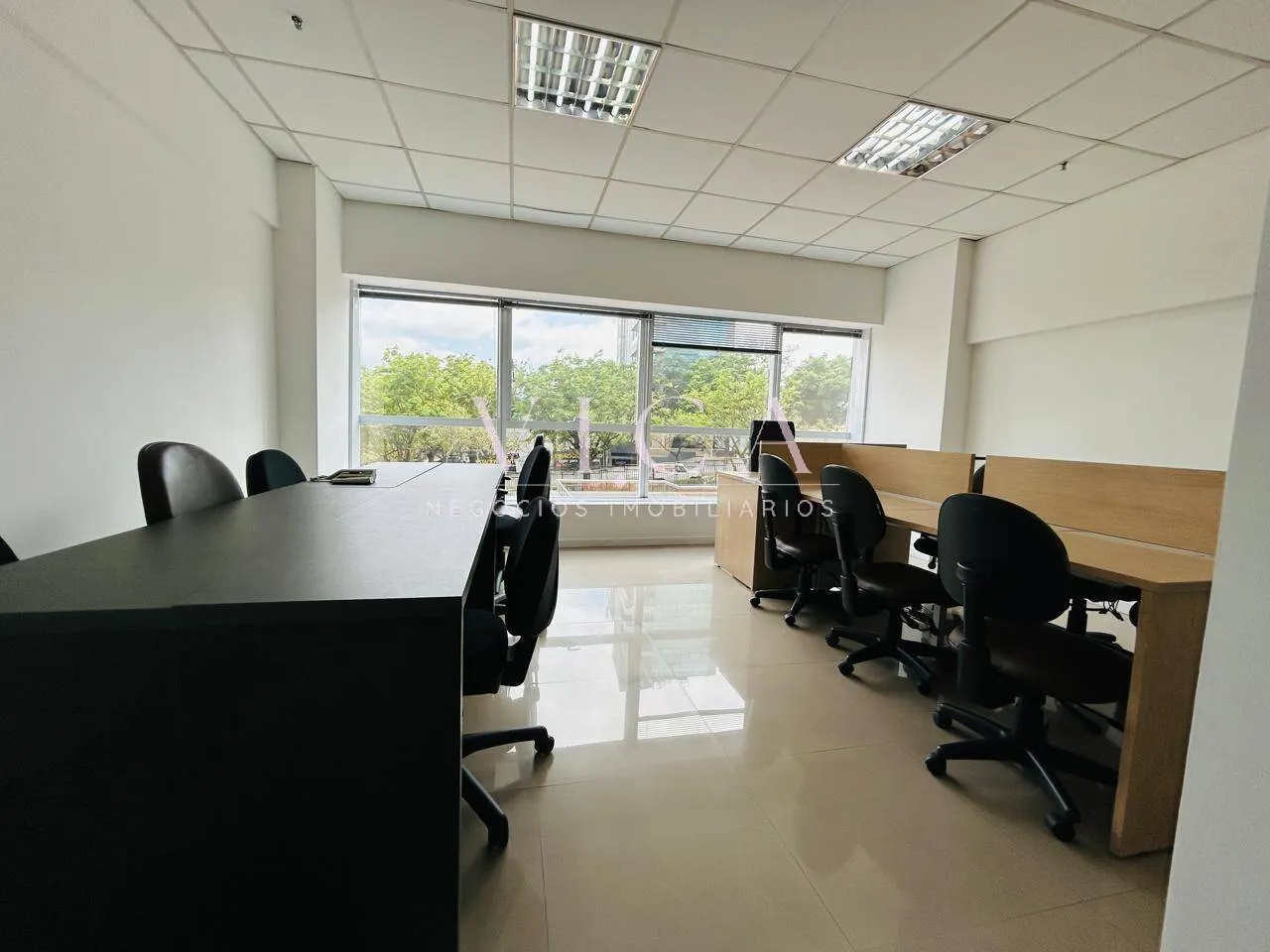 Imagem Sala mobiliada 42 m2 a venda por R$ 350.000,01 - Alphaville/SP