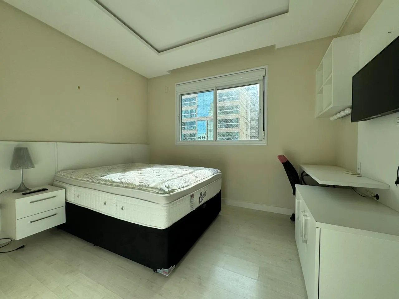 Imagem Apartamento à venda com 180m2 por R$ 2.300.000,00