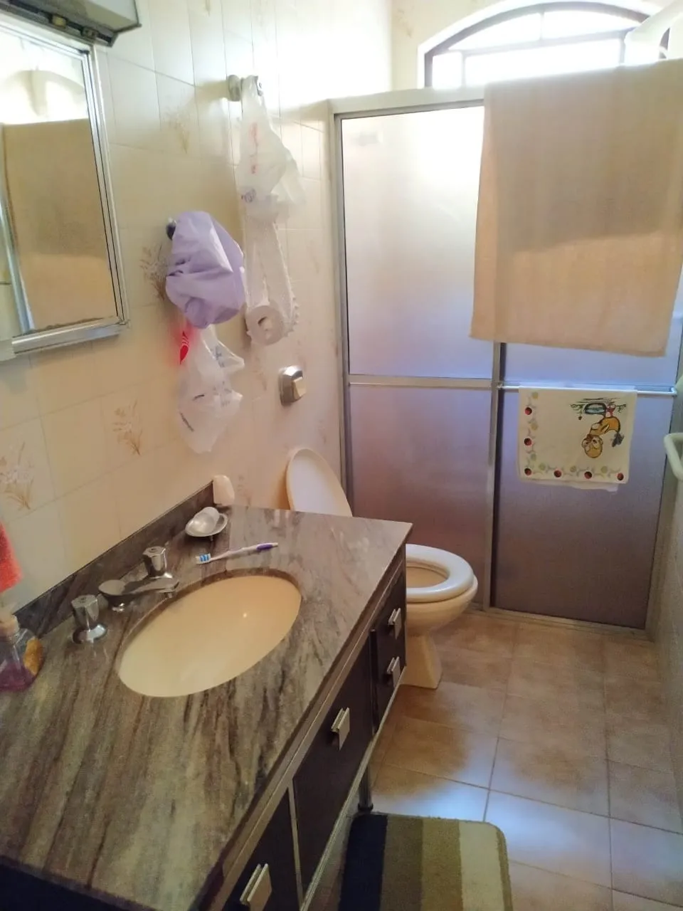 Imagem Casa à venda 3 Quartos, 1 Suite, 2 Vagas, 305M², Vila Bourghese, Pindamonhangaba - SP