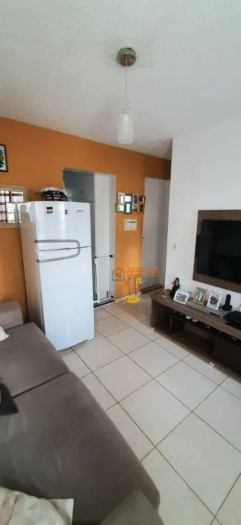 Imagem Casa com 2 dormitórios à venda por R$ 191.000,00 - Vila Carmela I - Guarulhos/SP