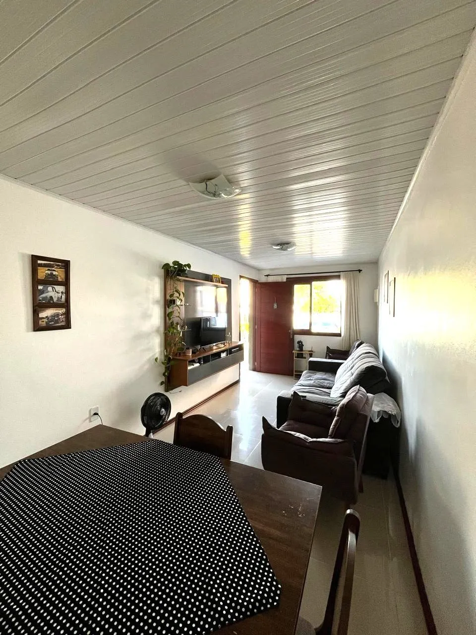 Imagem Casa térrea de 3 dormitórios e amplo pátio