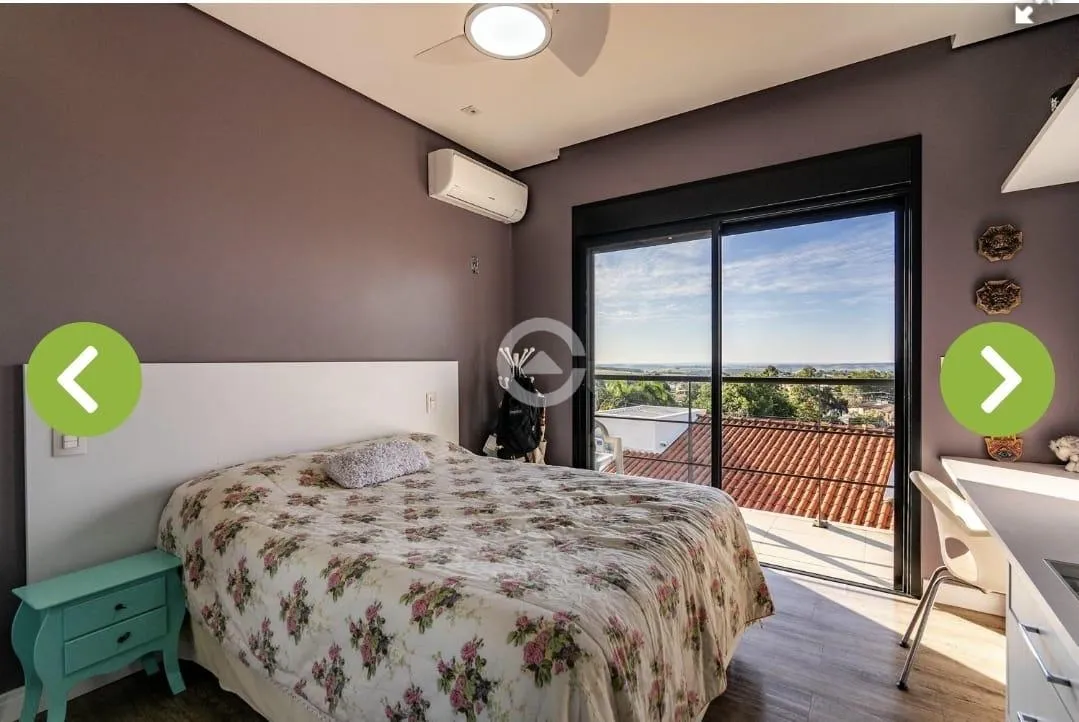 Imagem Venda de Casa Deslumbrante com Vista Permanente do Pôr do Sol em Sousas!